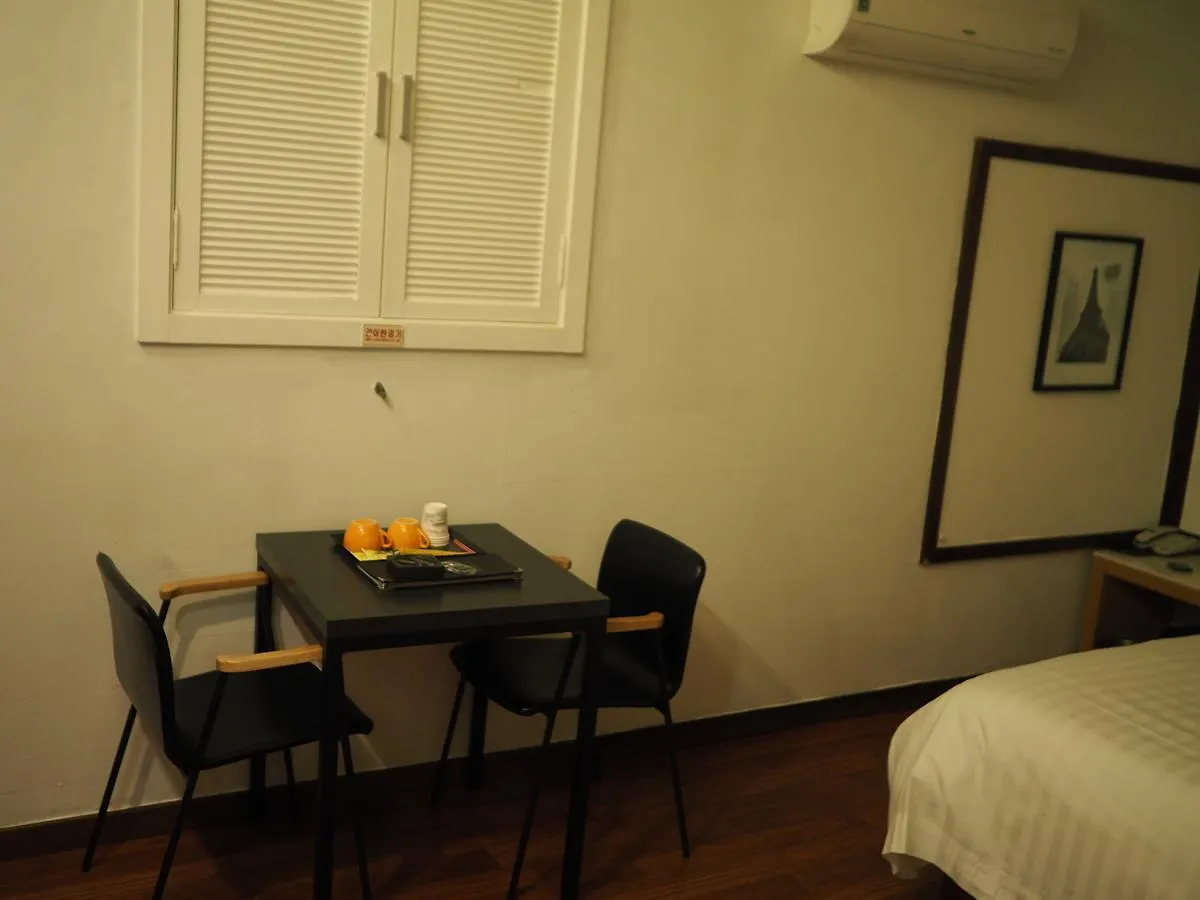 Shangri La Motel Seoul 0*,  South Korea