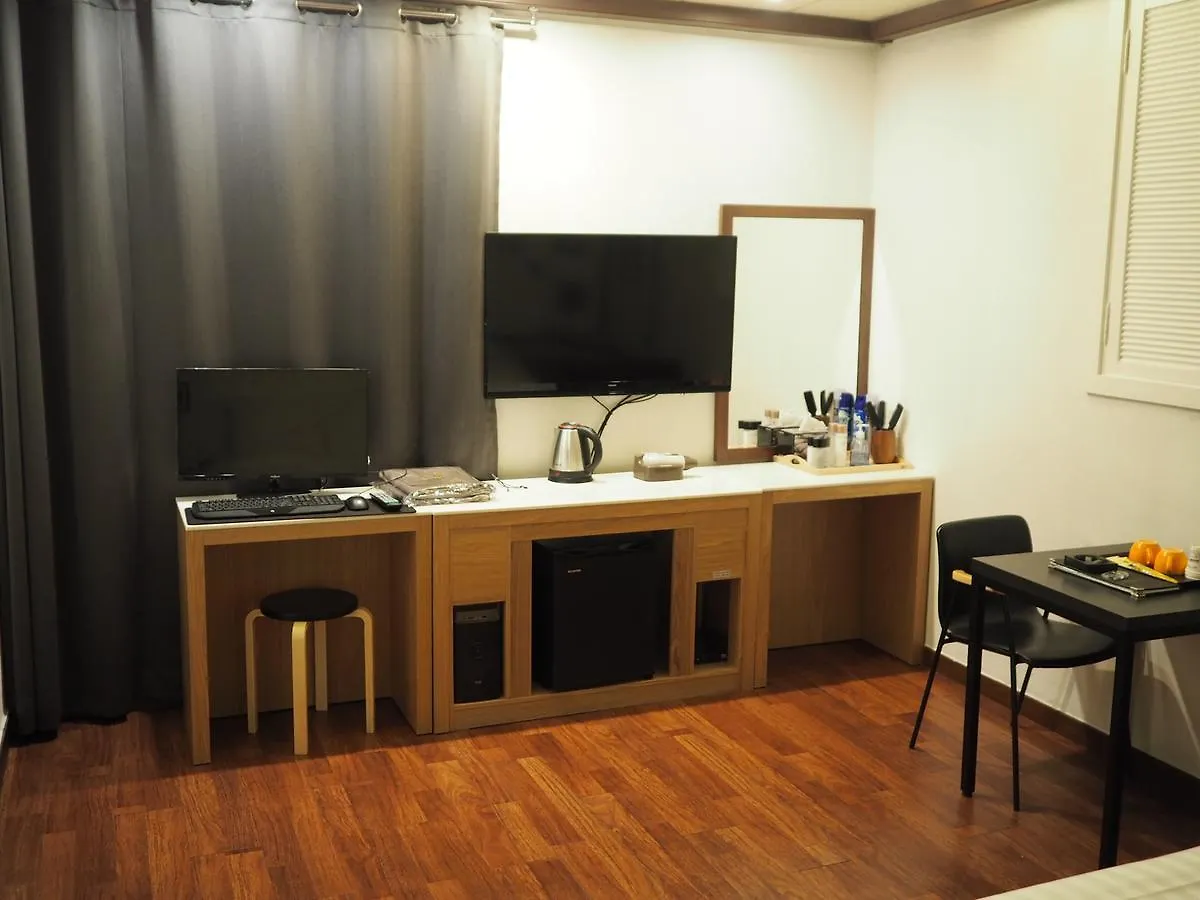 Shangri La Motel Seoul