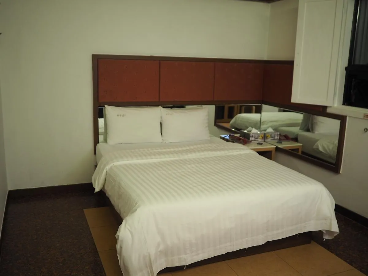 Shangri La Motel Seoul South Korea