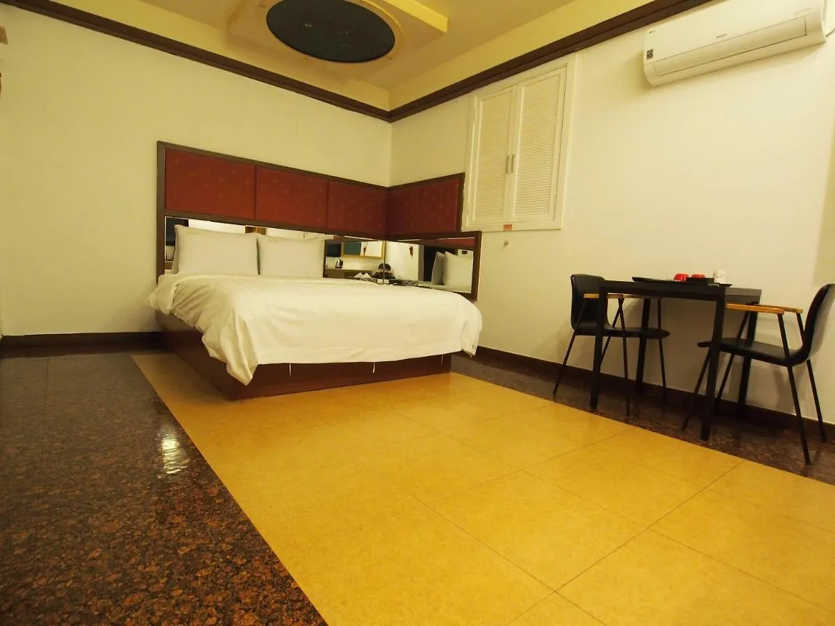 Shangri La Motel Seoul